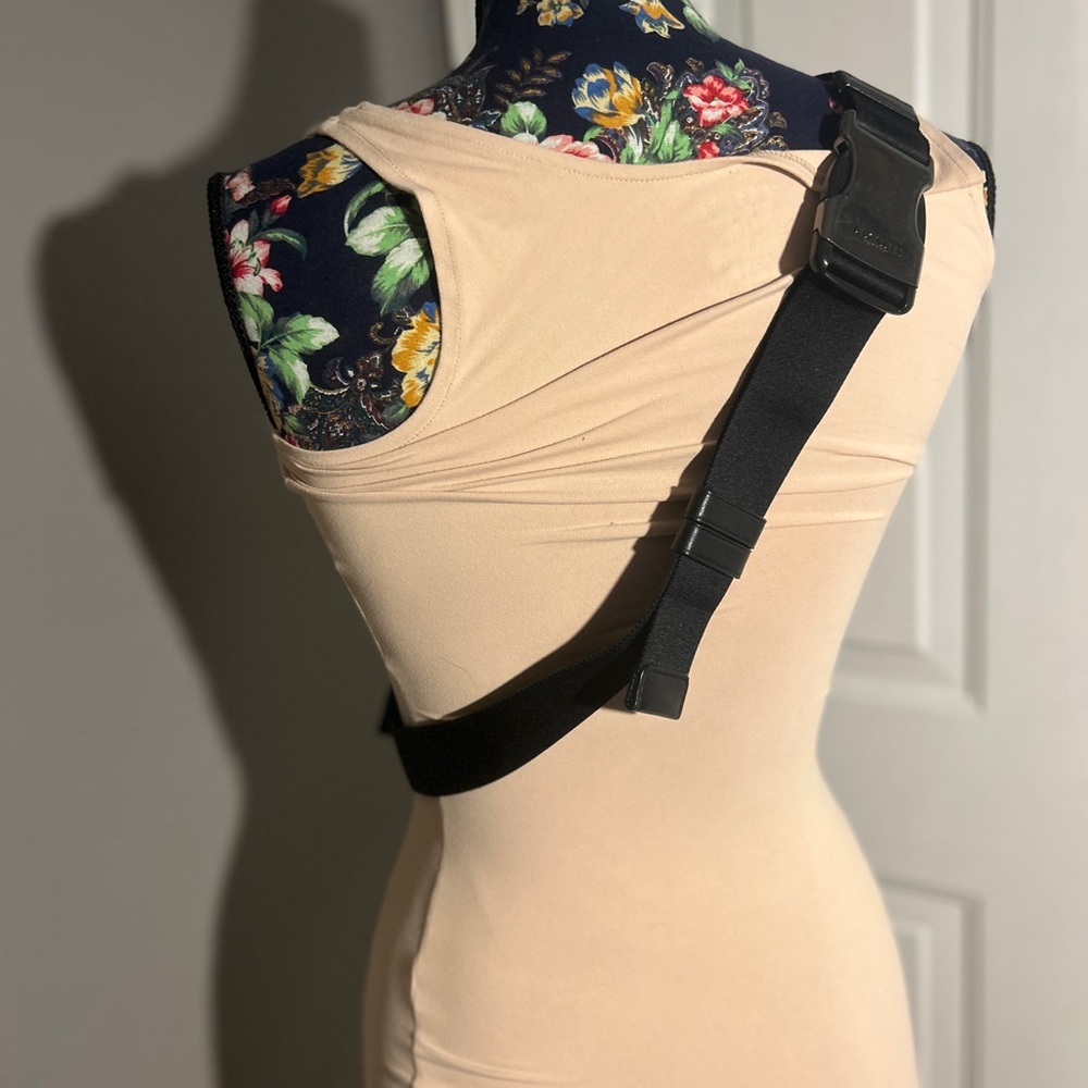 Coach Edge Belt Bag in Reflective Signature Canvas (Style No. 89919). - Picture 6 of 9